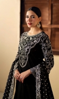 mnm-luxury-lawn-eid-ii-2024-18