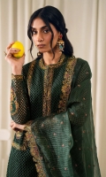 mnm-luxury-lawn-eid-ii-2024-30