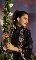 sobia-nazir-luxury-lawn-2025-41